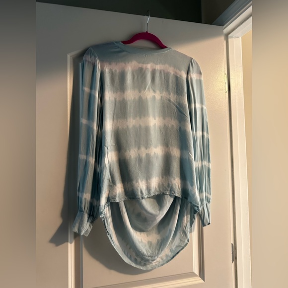 Young Fabulous & Broke Tops - Young fabulous and broke small top (A72)